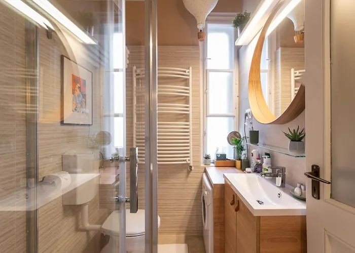 Secret Of The Monkey Budapesta